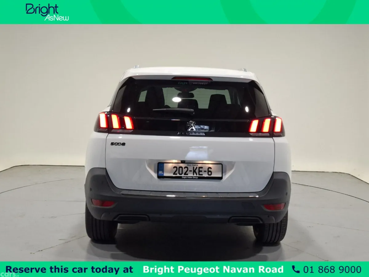 Peugeot 5008 MPV, Diesel, 2020, White