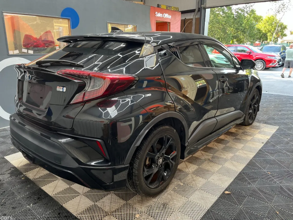 Toyota C-HR SUV, Petrol Hybrid, 2019, Black
