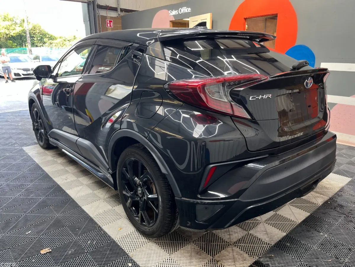 Toyota C-HR SUV, Petrol Hybrid, 2019, Black