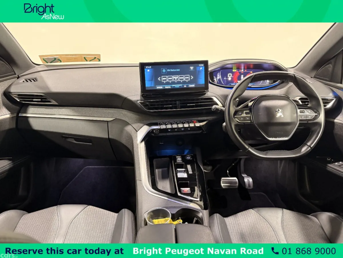 Peugeot 5008 MPV, Petrol, 2023, Blue
