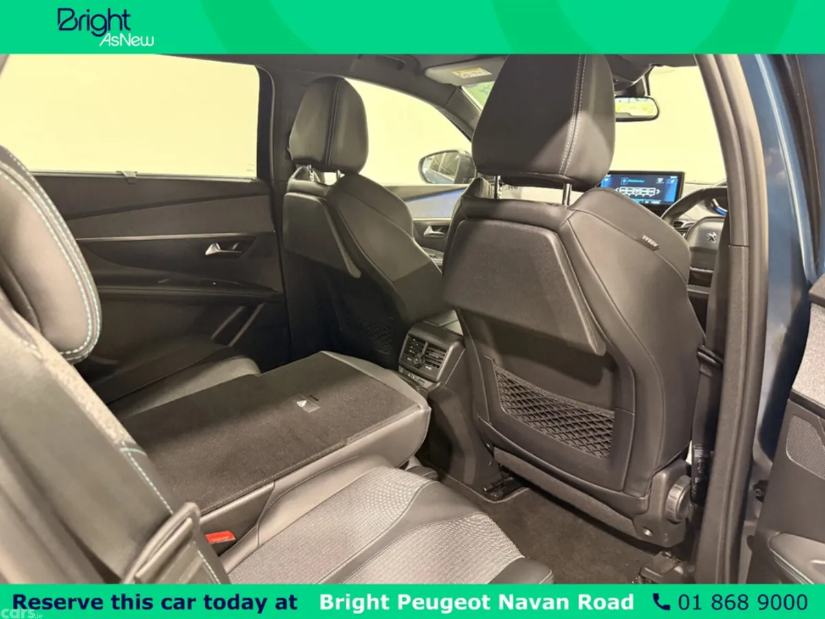 Peugeot 5008 MPV, Petrol, 2023, Blue