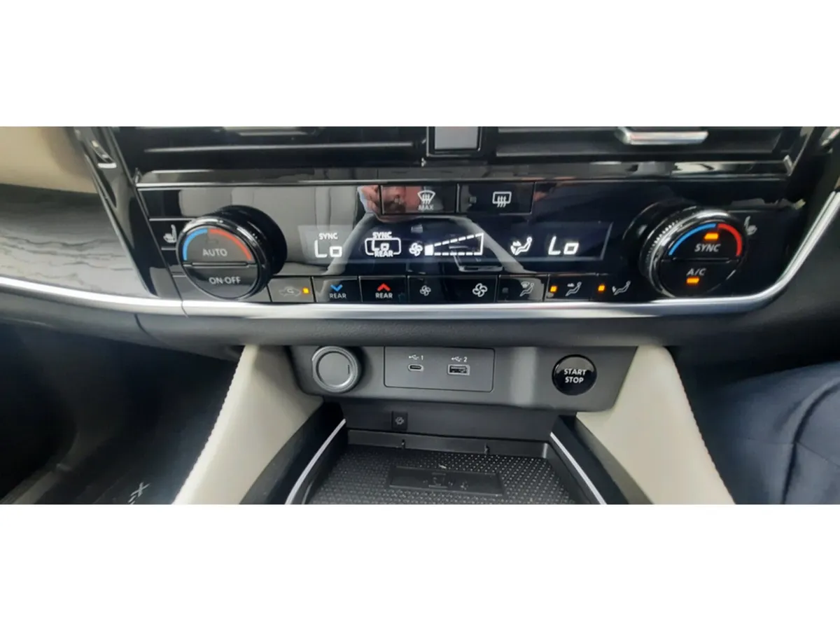Nissan X-Trail Hatchback, Petrol Hybrid, 2026, Bronze