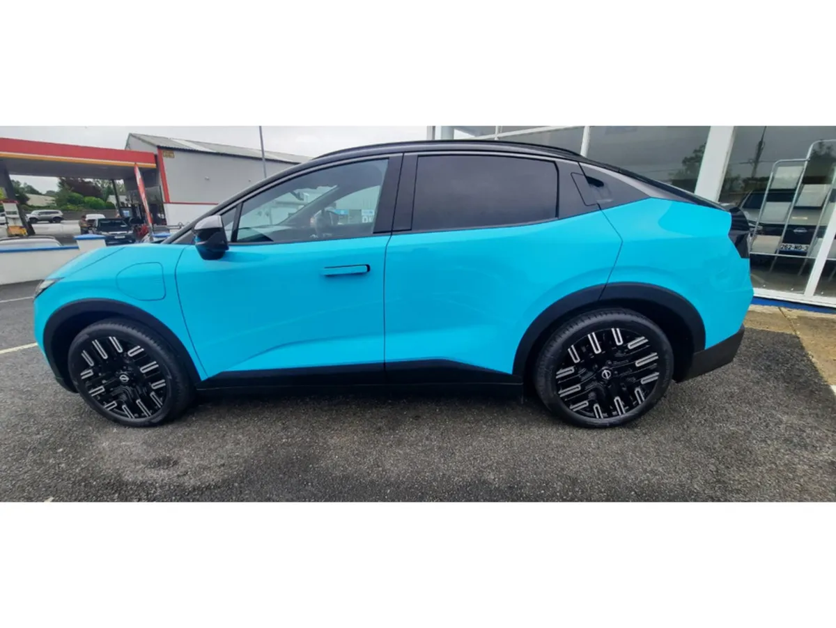 Nissan Leaf Hatchback, Electric, 2026, Green