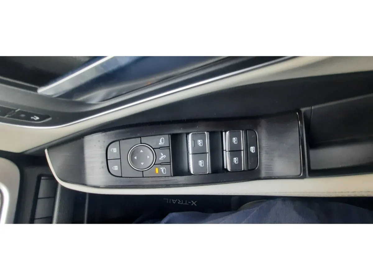 Nissan X-Trail Hatchback, Petrol Hybrid, 2026, Bronze