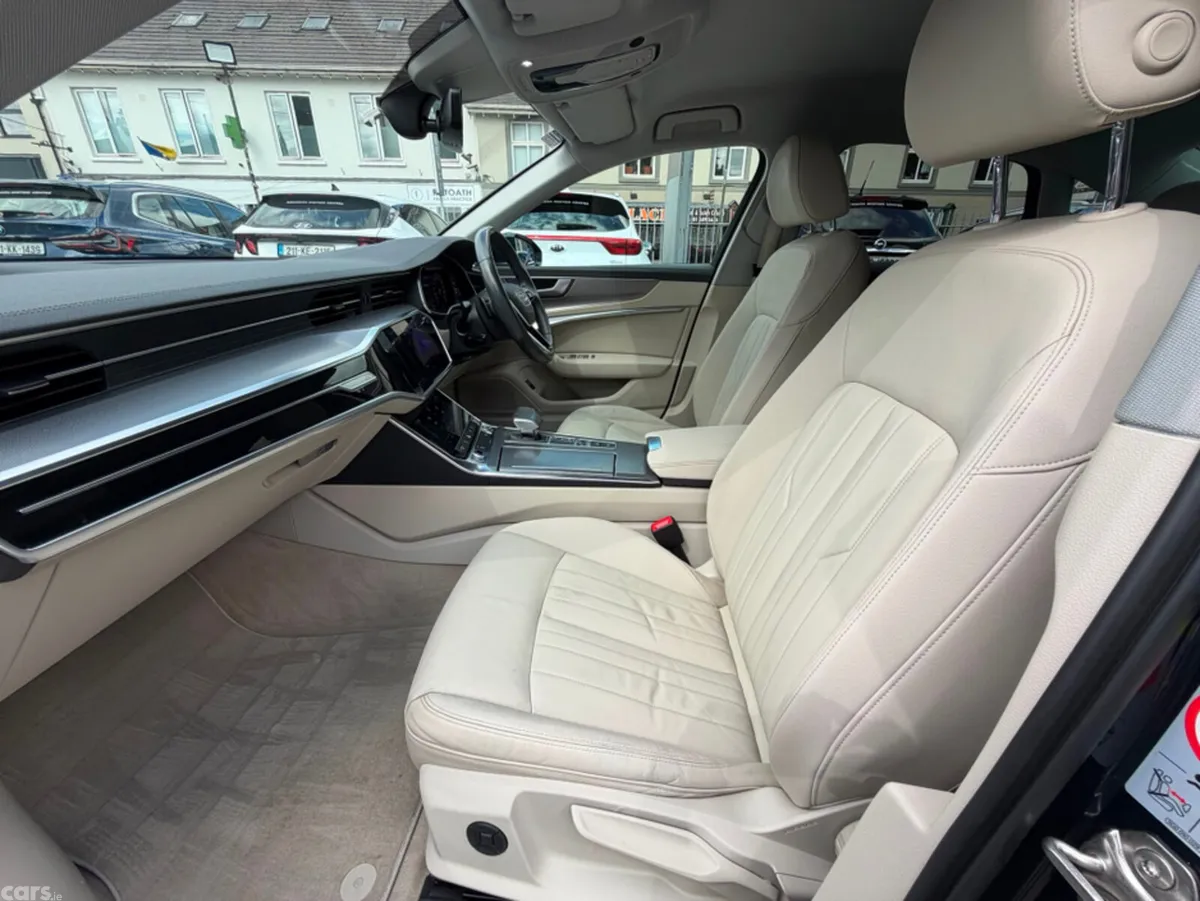 Audi A6 Saloon, Diesel, 2019, Blue