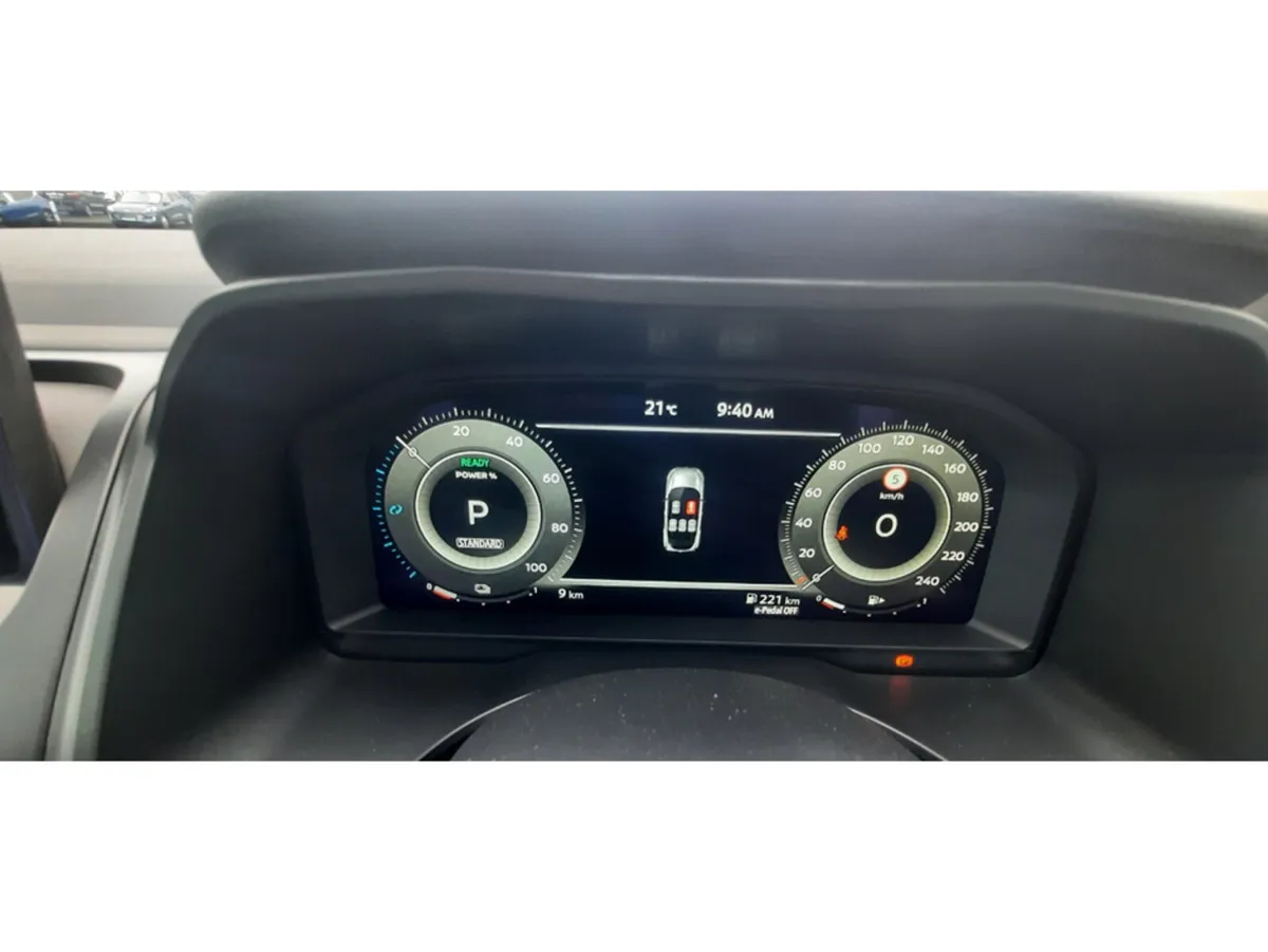 Nissan Qashqai MPV, Petrol Hybrid, 2026, White