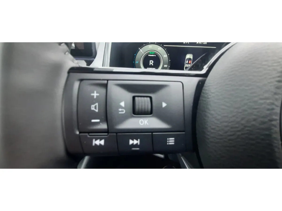 Nissan Qashqai MPV, Petrol Hybrid, 2026, White
