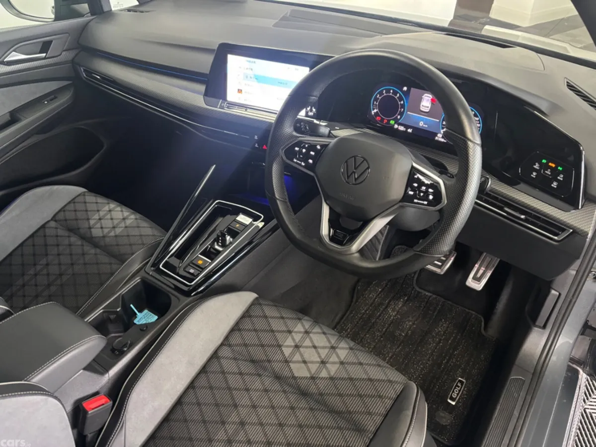 Volkswagen Golf Hatchback, Petrol, 2023, Grey