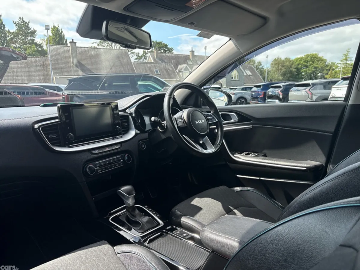 Kia Ceed Estate, Petrol Plug-in Hybrid, 2022, Grey