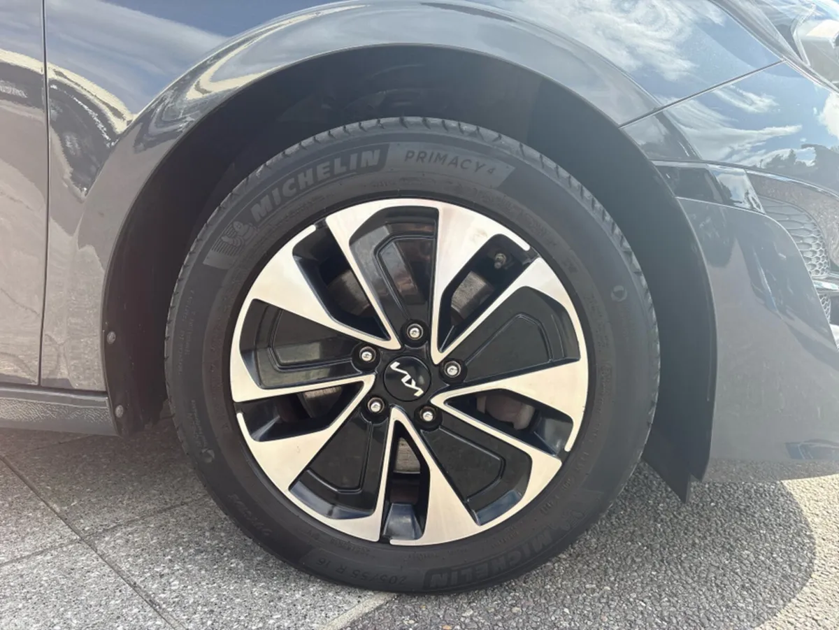 Kia Ceed Estate, Petrol Plug-in Hybrid, 2022, Grey