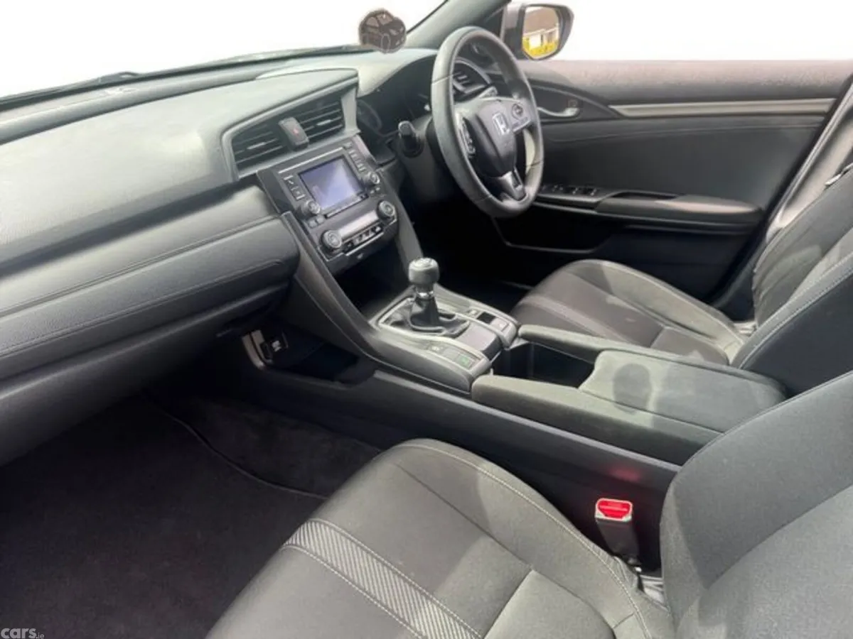 Honda Civic Hatchback, Diesel, 2019, Grey