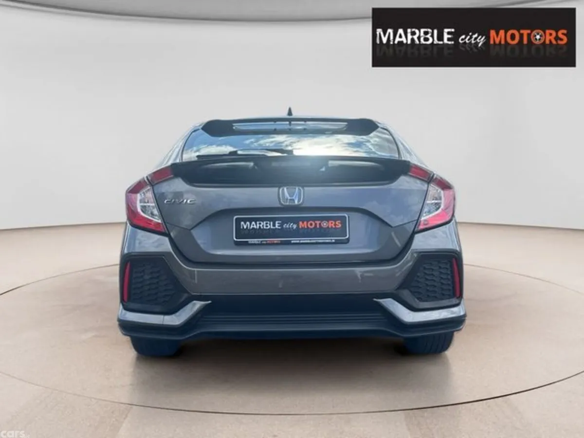 Honda Civic Hatchback, Diesel, 2019, Grey