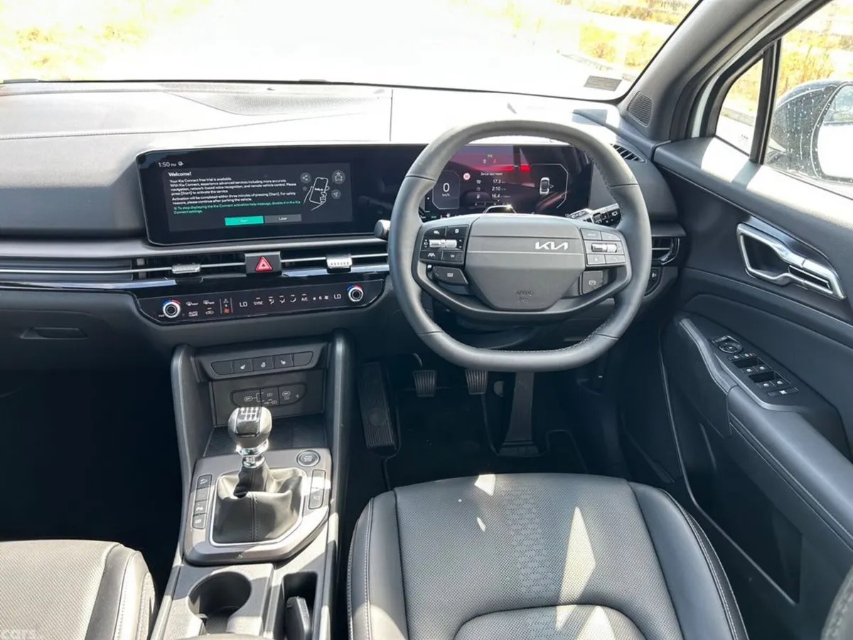 Kia Sportage SUV, Diesel, 2027, White