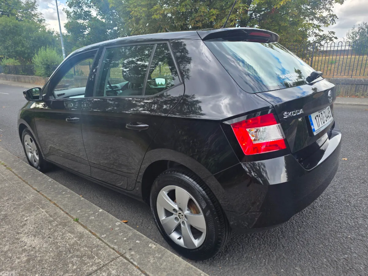 Skoda Fabia Hatchback, Petrol, 2017, Black