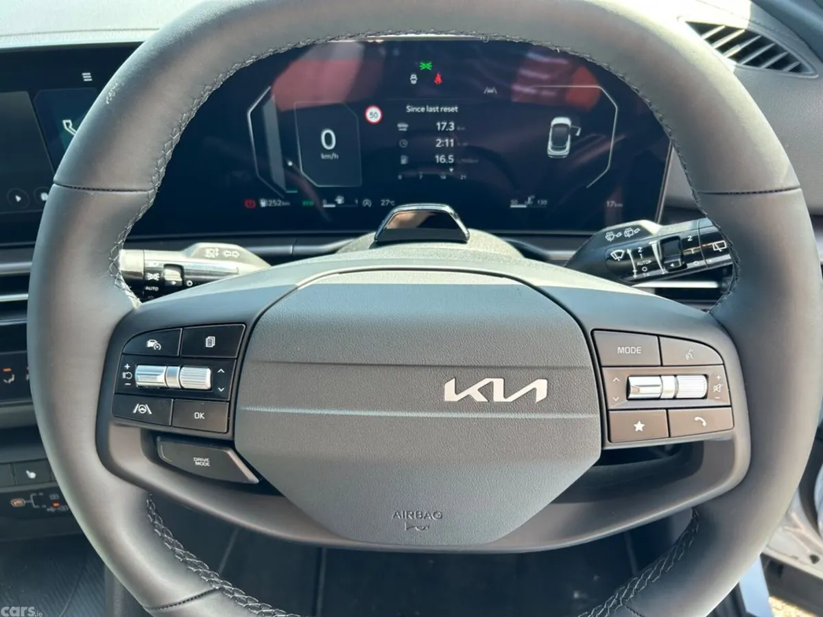 Kia Sportage SUV, Diesel, 2027, White