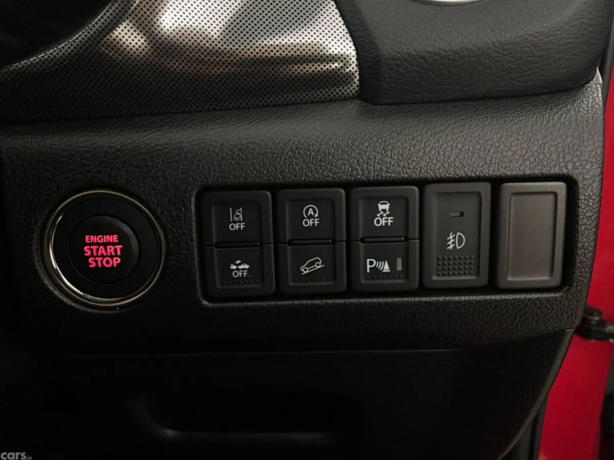 Suzuki Vitara Hatchback, Petrol, 2023, Red
