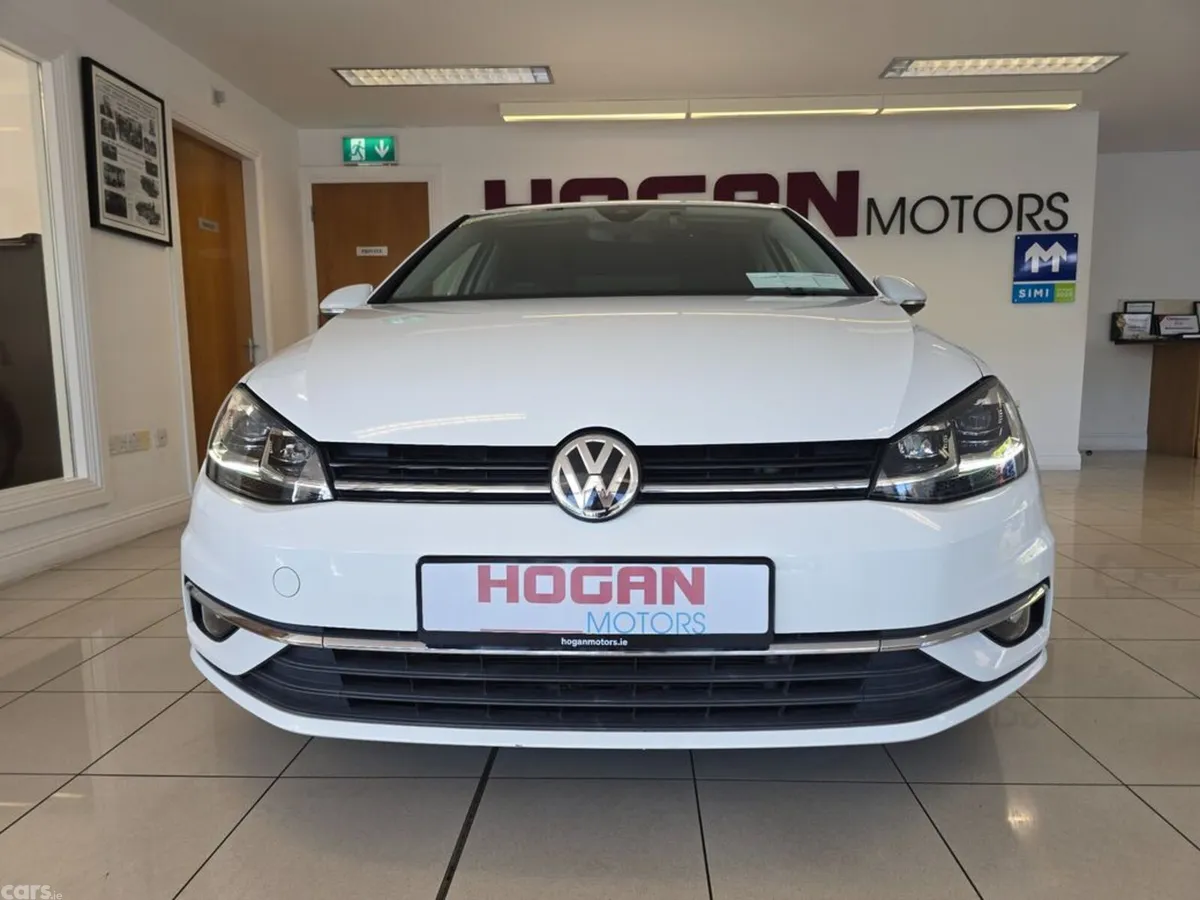 Volkswagen Golf Hatchback, Petrol, 2018, White