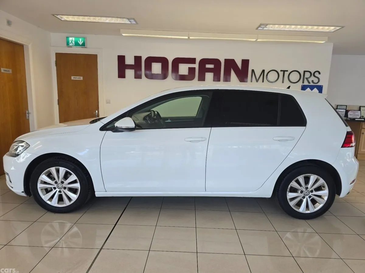 Volkswagen Golf Hatchback, Petrol, 2018, White