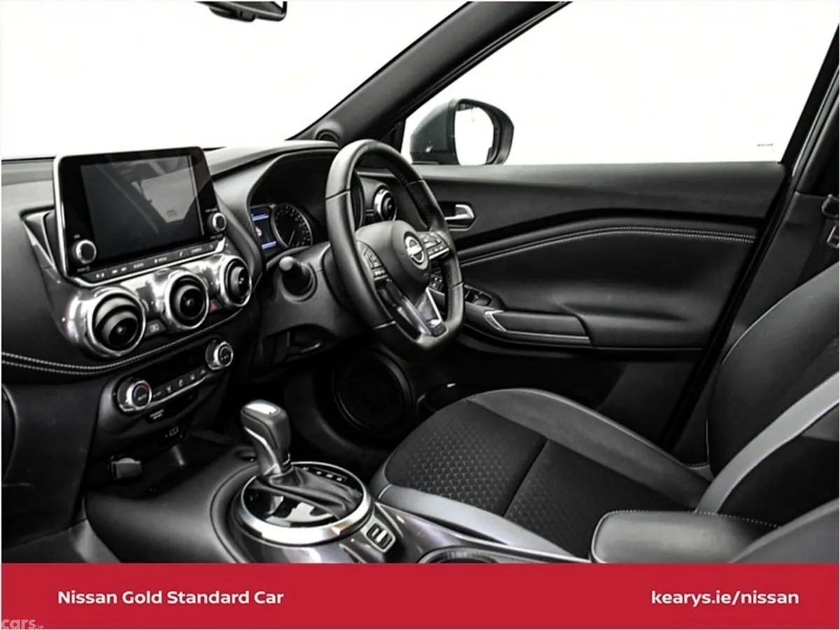 Nissan Juke SUV, Petrol Hybrid, 2024, Silver