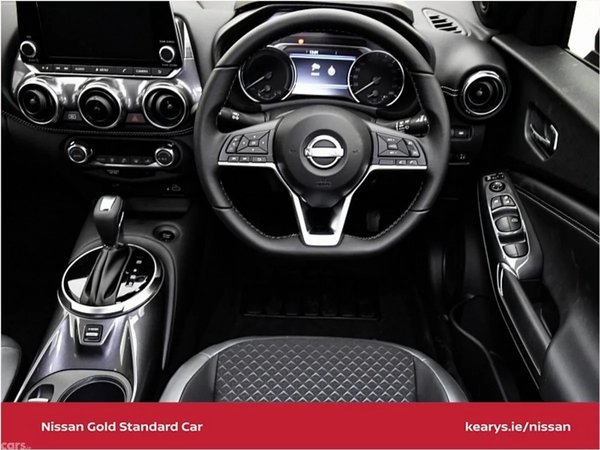Nissan Juke SUV, Petrol Hybrid, 2024, Silver