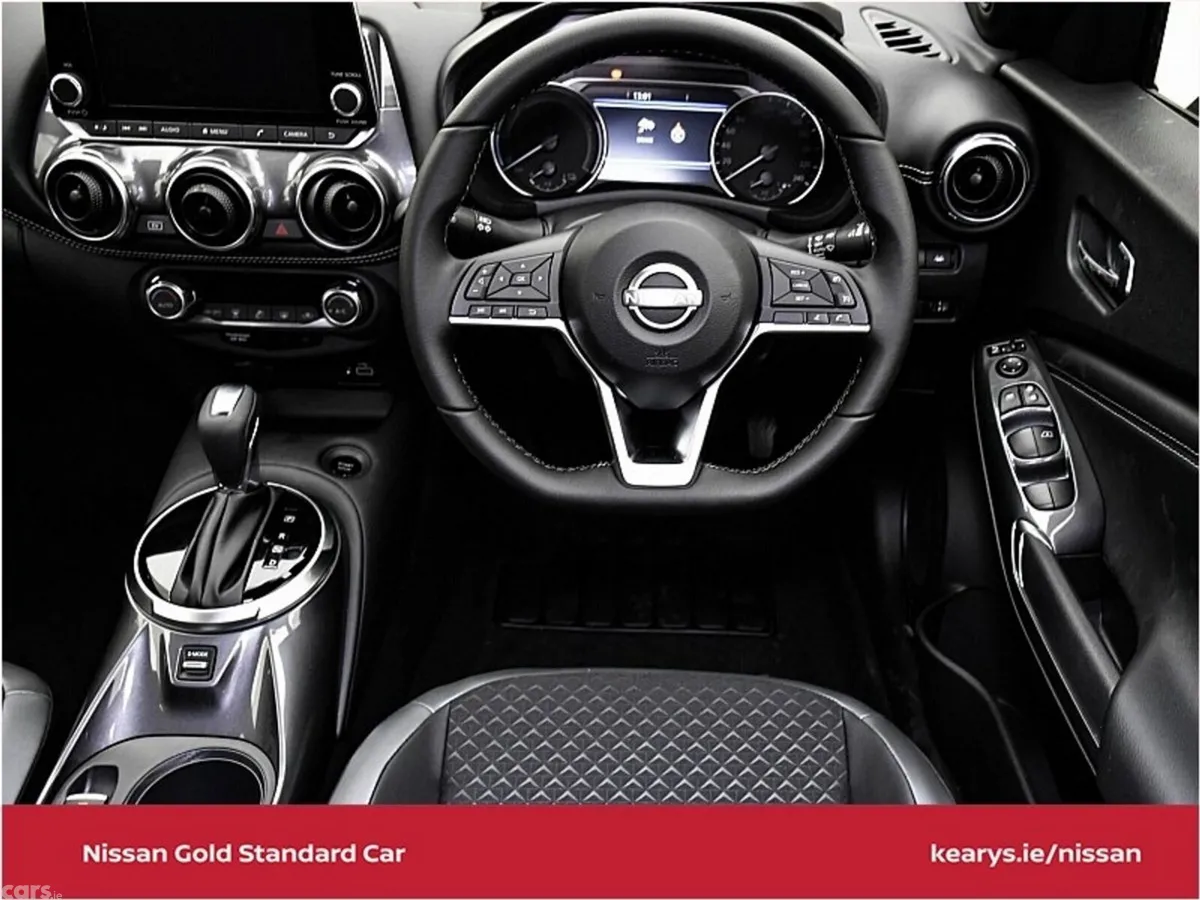 Nissan Juke SUV, Petrol Hybrid, 2024, Silver