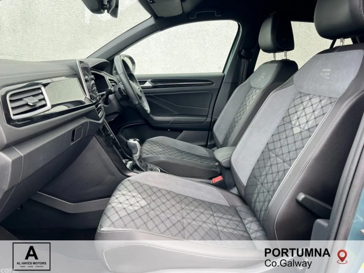 Volkswagen T-Roc SUV, Petrol, 2023, Blue