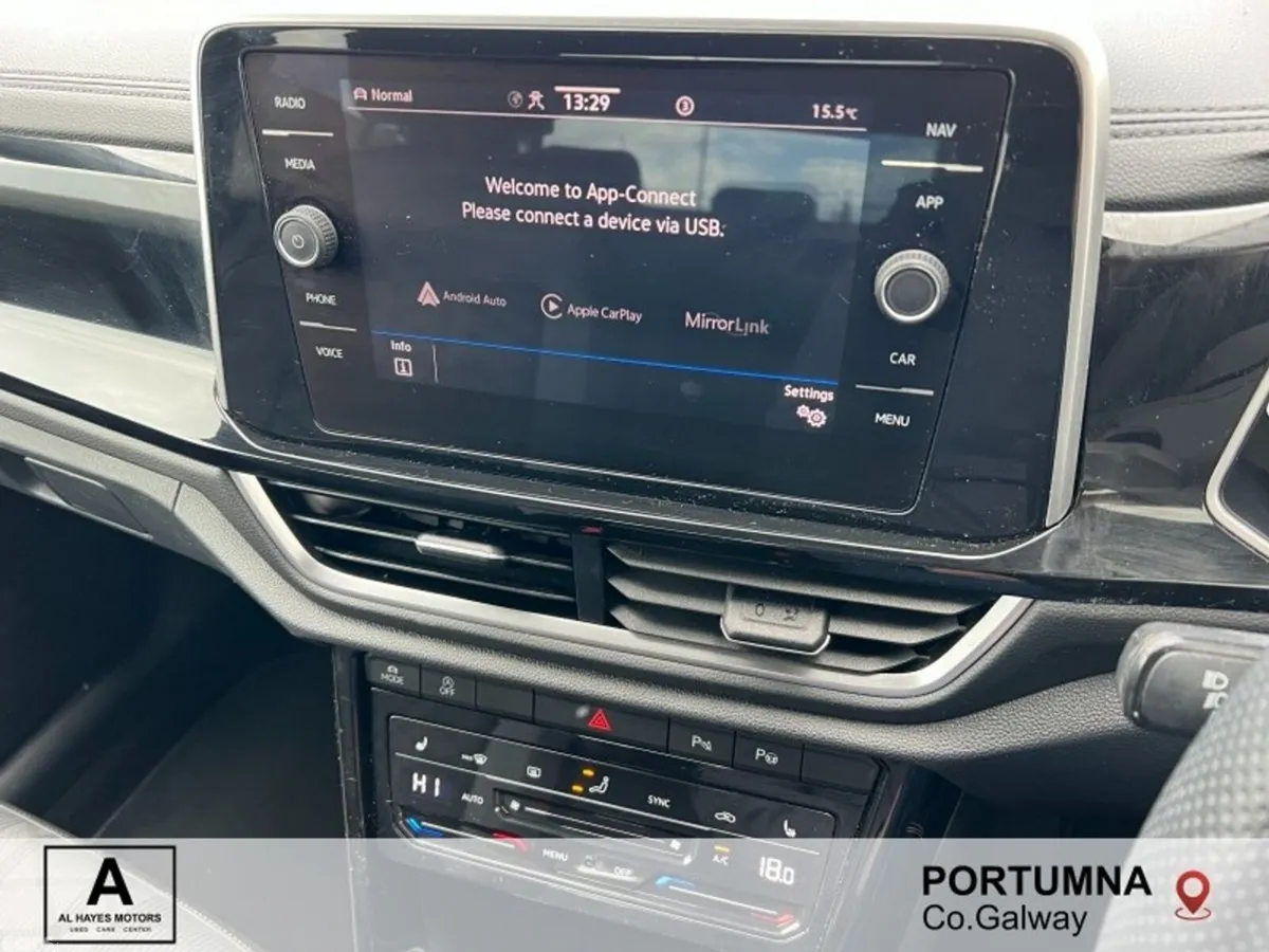 Volkswagen T-Roc SUV, Petrol, 2023, Blue