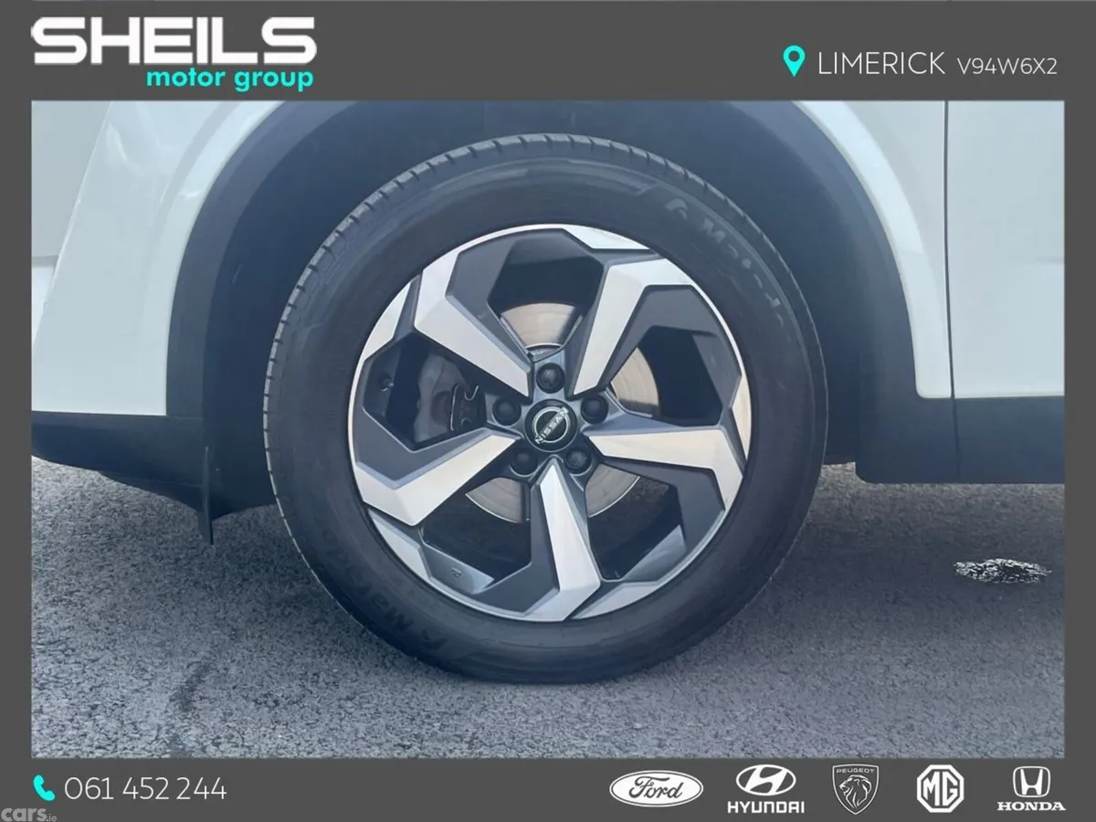 Nissan Qashqai MPV, Petrol, 2023, White