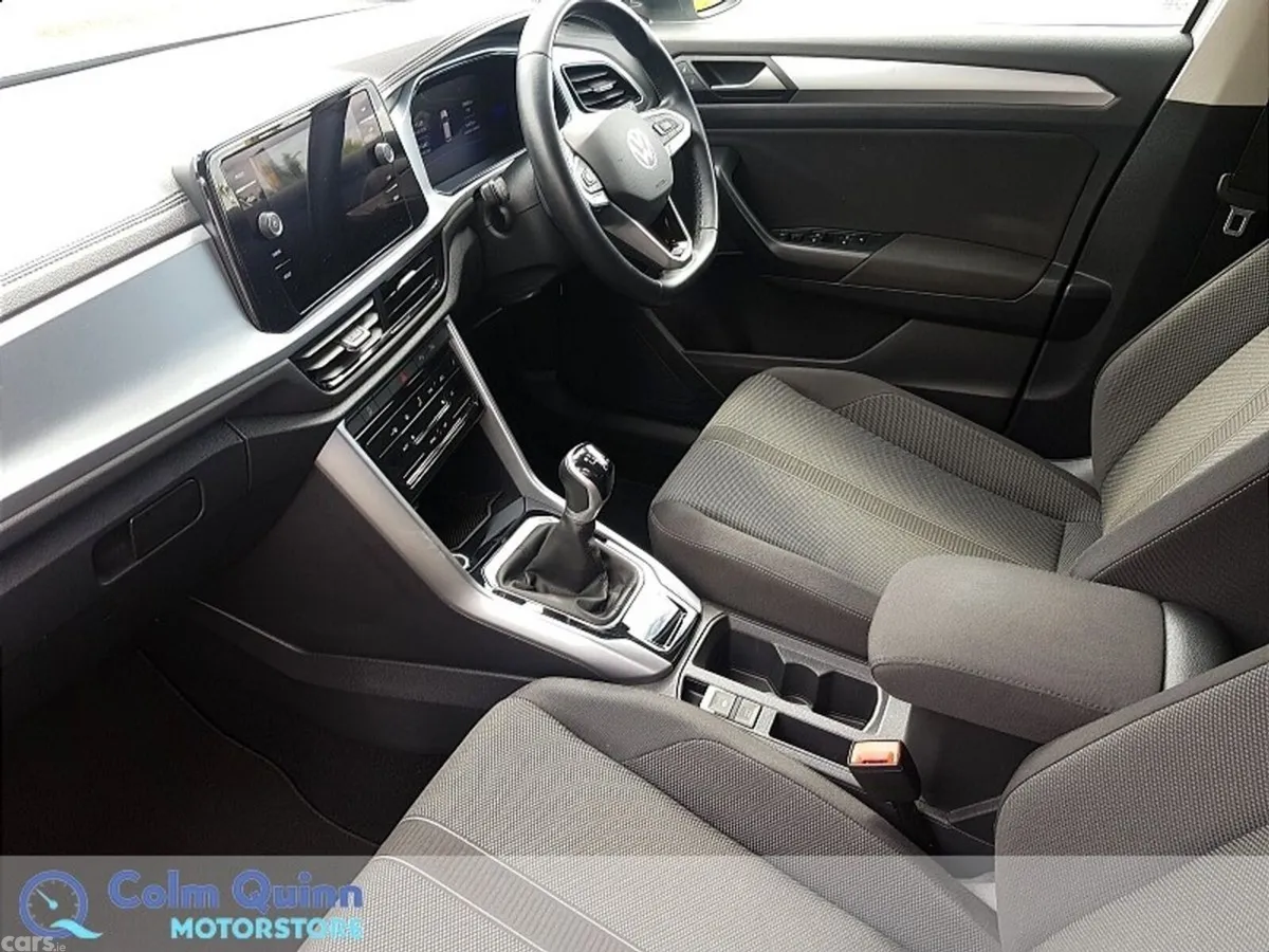 Volkswagen T-Roc SUV, Diesel, 2023, White