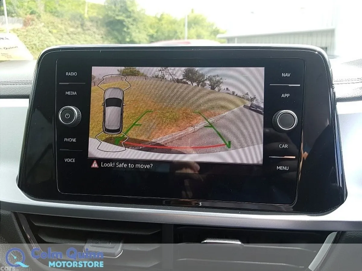 Volkswagen T-Roc SUV, Diesel, 2023, White