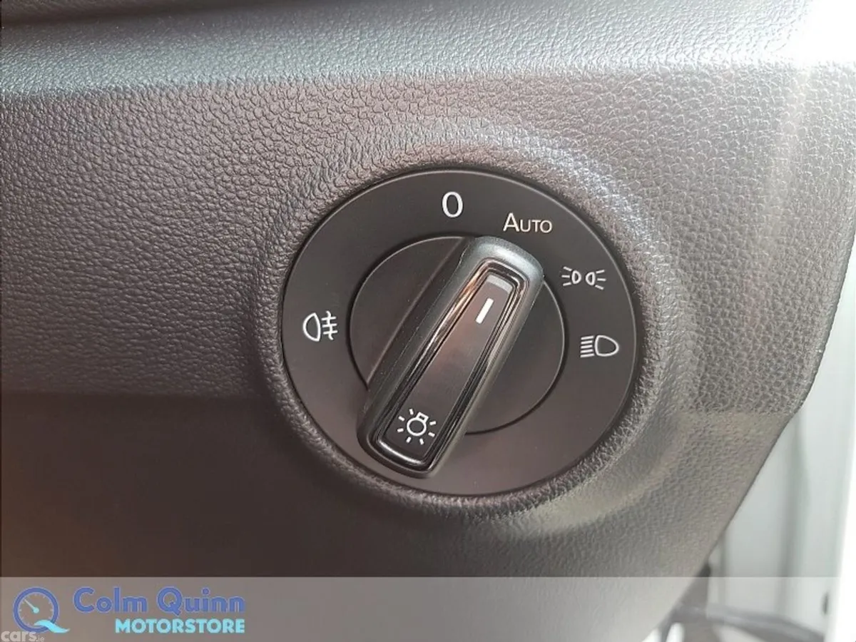 Volkswagen T-Roc SUV, Diesel, 2023, White