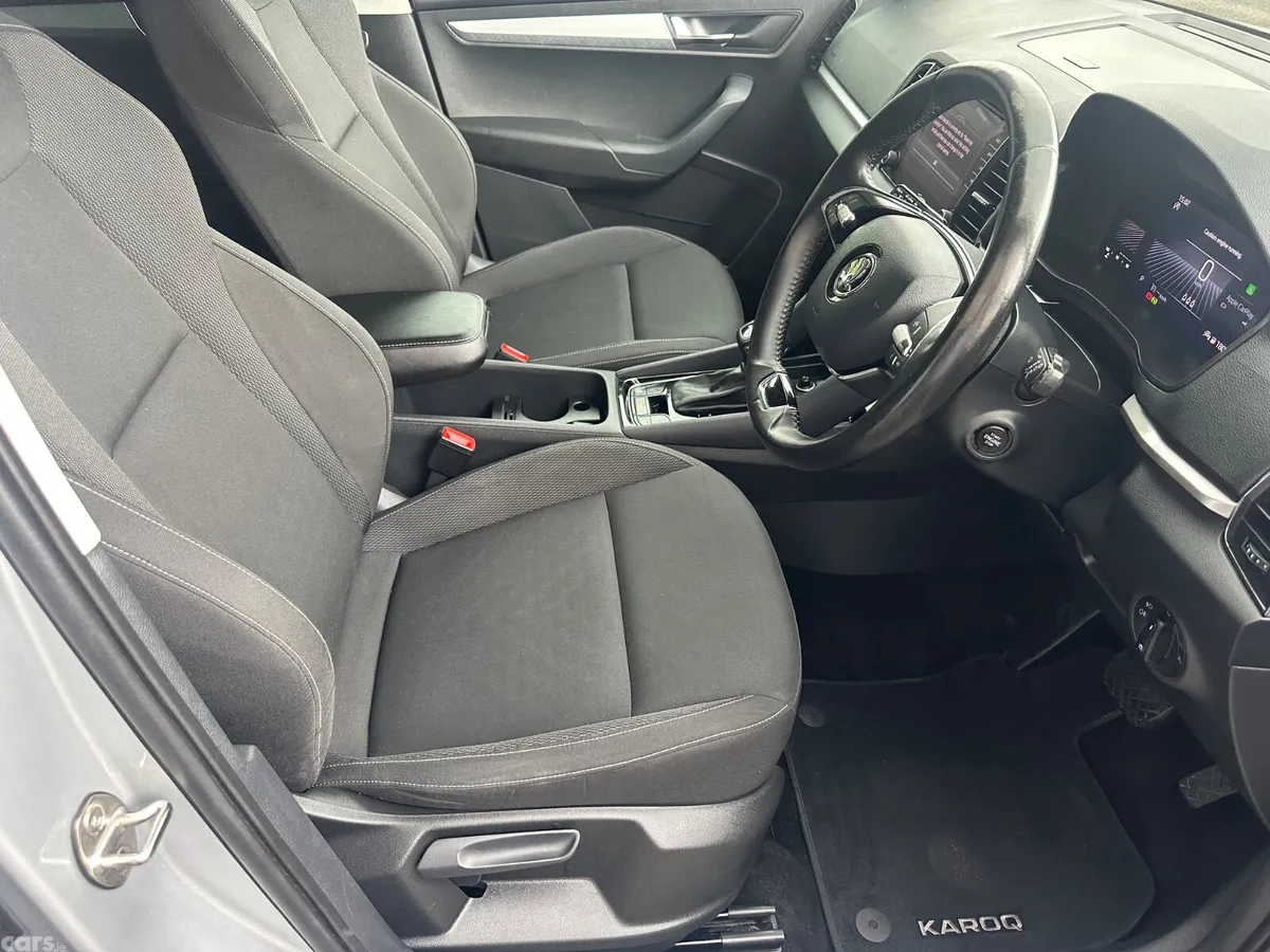 Skoda Karoq SUV, Diesel, 2023, Silver
