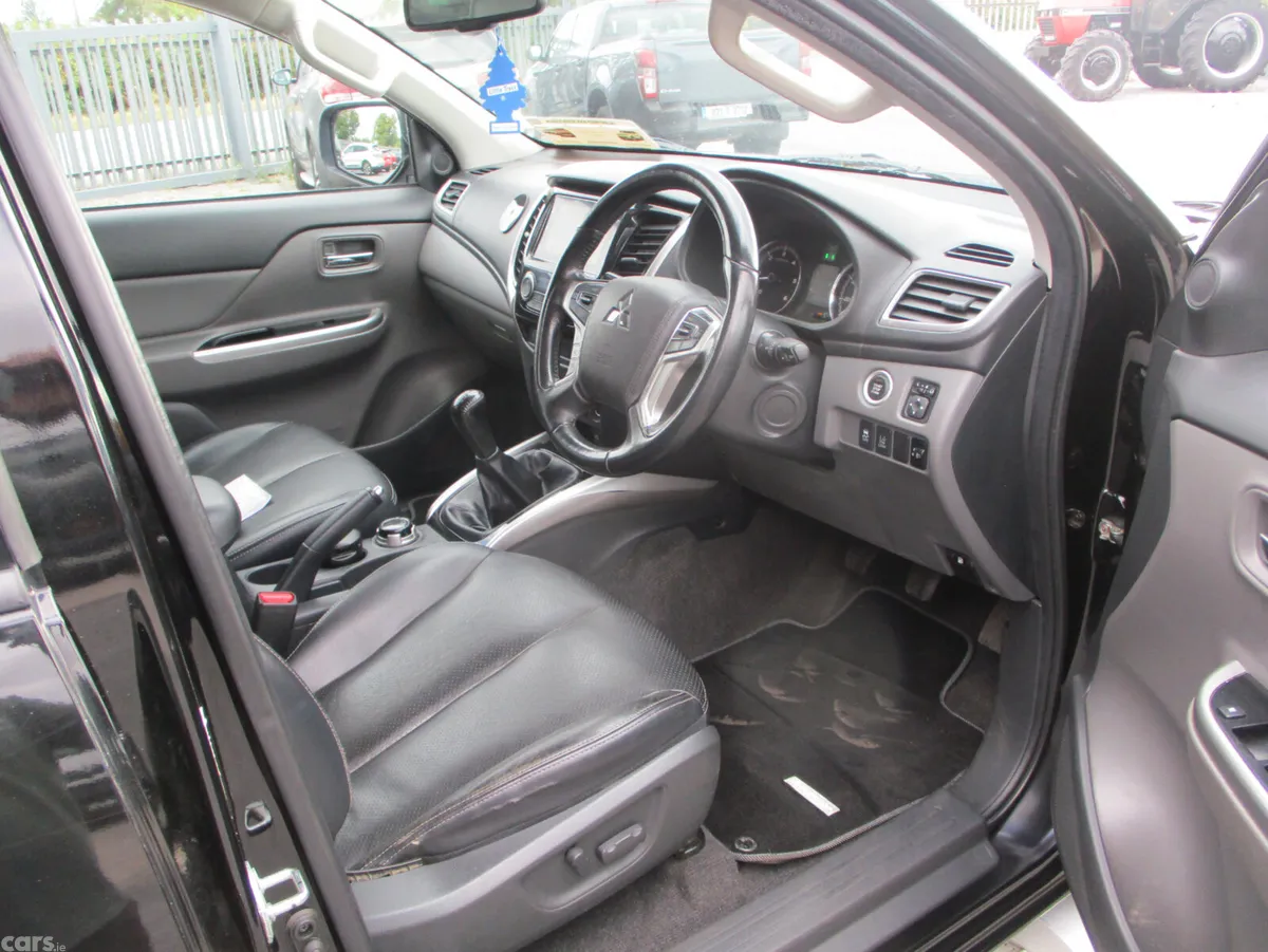 Mitsubishi L200 Pick Up, Diesel, 2019, Black