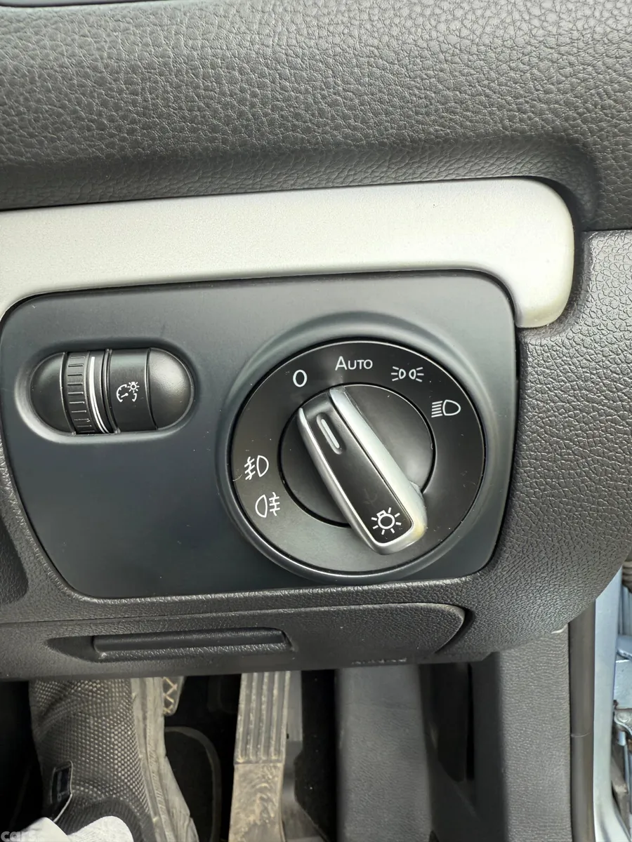 Volkswagen Golf Hatchback, Petrol, 2012, Blue