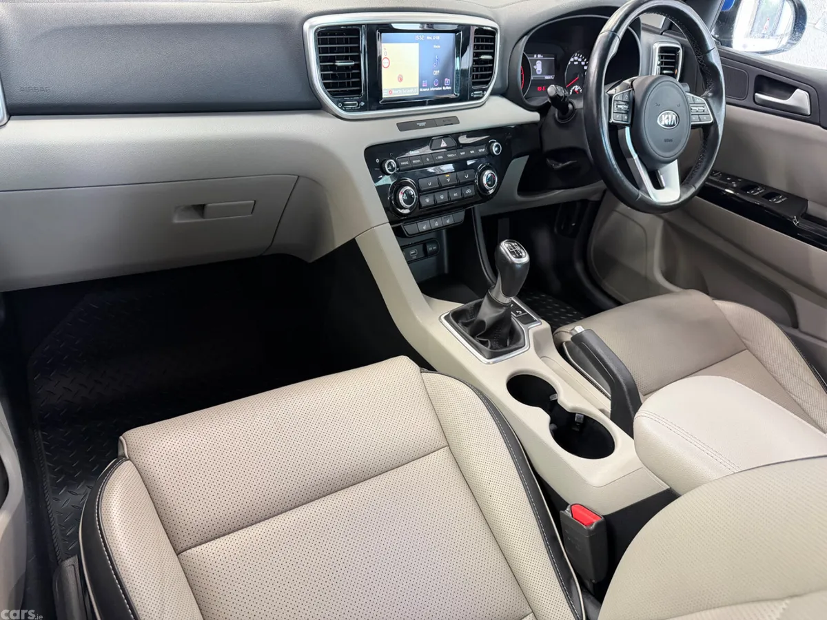 Kia Sportage SUV, Diesel, 2020, Blue