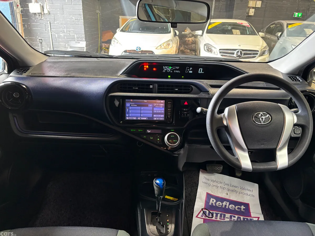 Toyota Aqua Hatchback, Petrol Hybrid, 2017, Blue