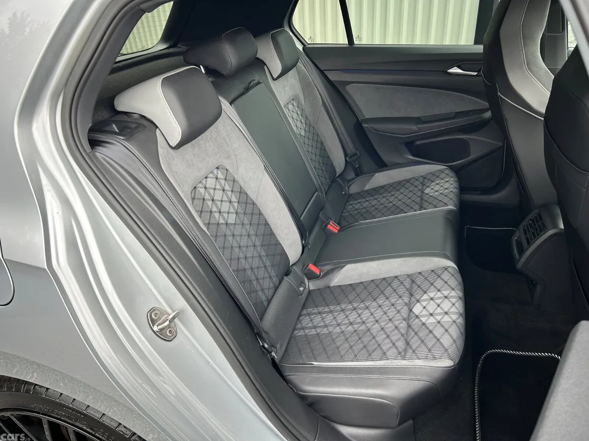 Volkswagen Golf Hatchback, Diesel, 2020, Silver