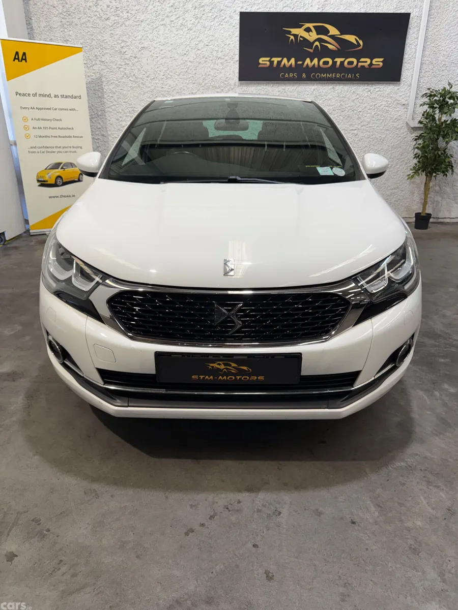 DS Automobiles DS 4 Hatchback, Petrol, 2016, White