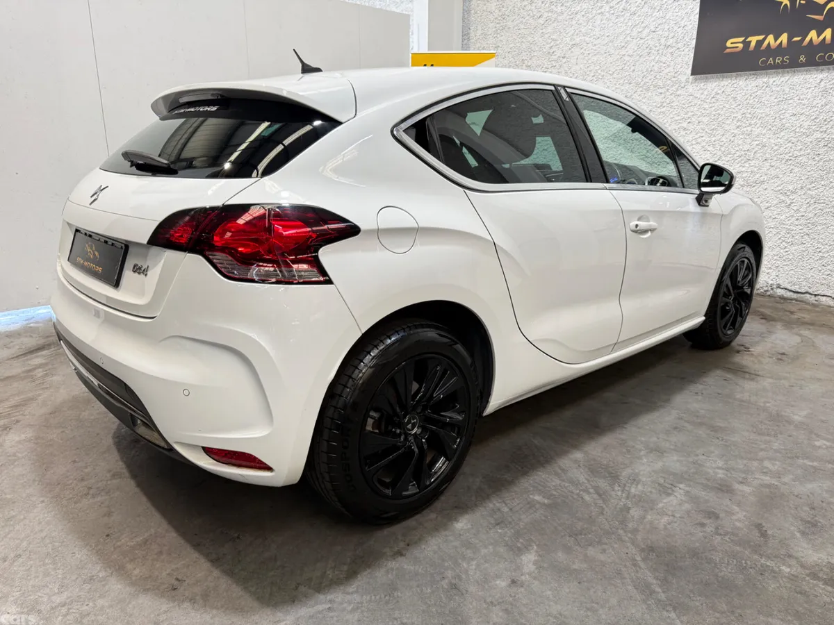 DS Automobiles DS 4 Hatchback, Petrol, 2016, White