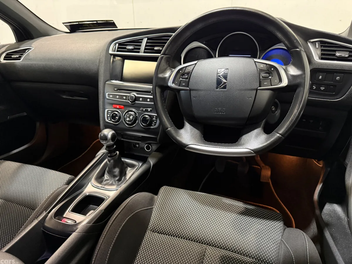 DS Automobiles DS 4 Hatchback, Petrol, 2016, White