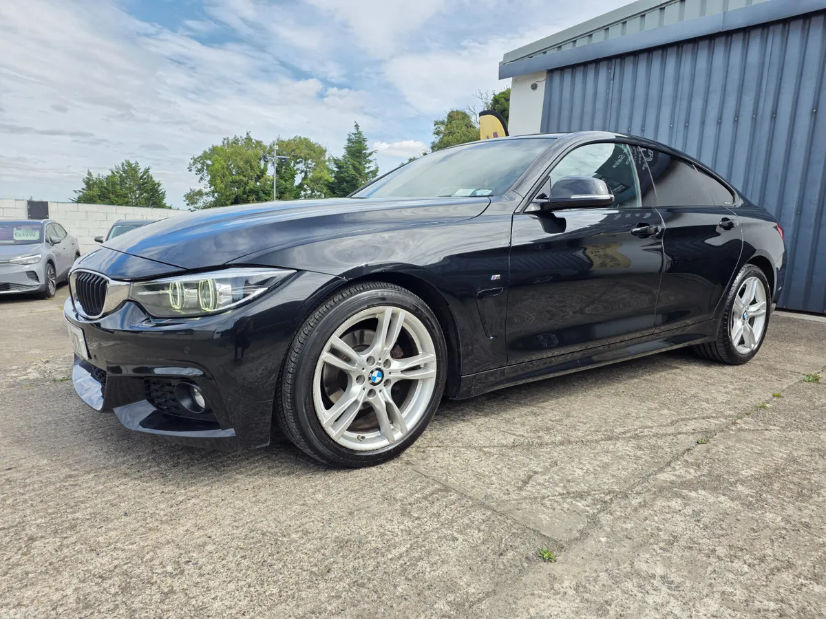 BMW 4-Series Coupe, Petrol, 2018, Black