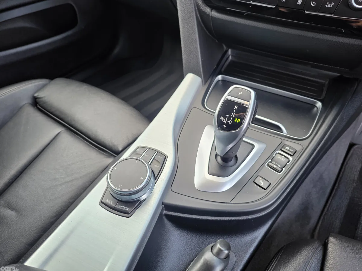 BMW 4-Series Coupe, Petrol, 2018, Black
