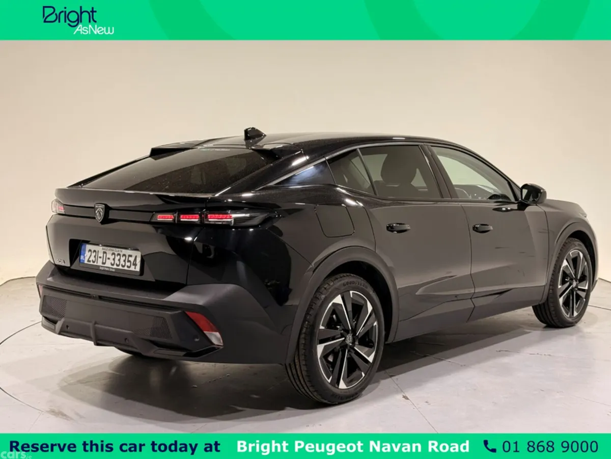 Peugeot 408 Hatchback, Petrol, 2023, Black