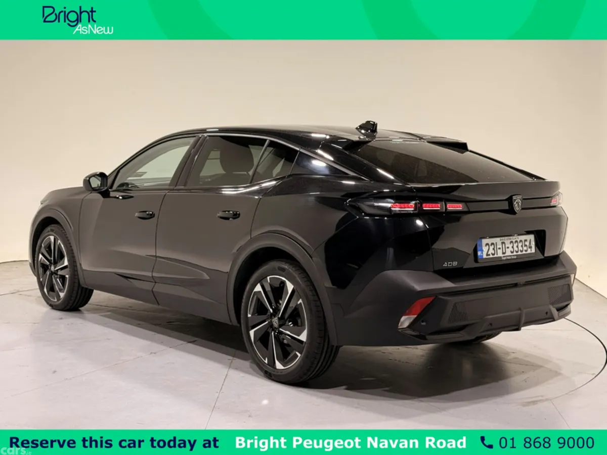 Peugeot 408 Hatchback, Petrol, 2023, Black