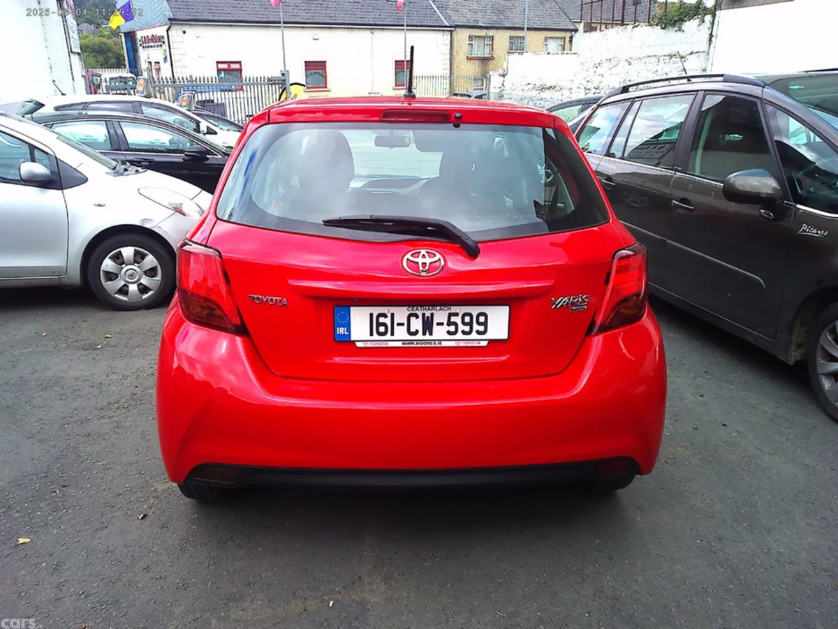 Toyota Yaris Hatchback, Petrol, 2016, Red