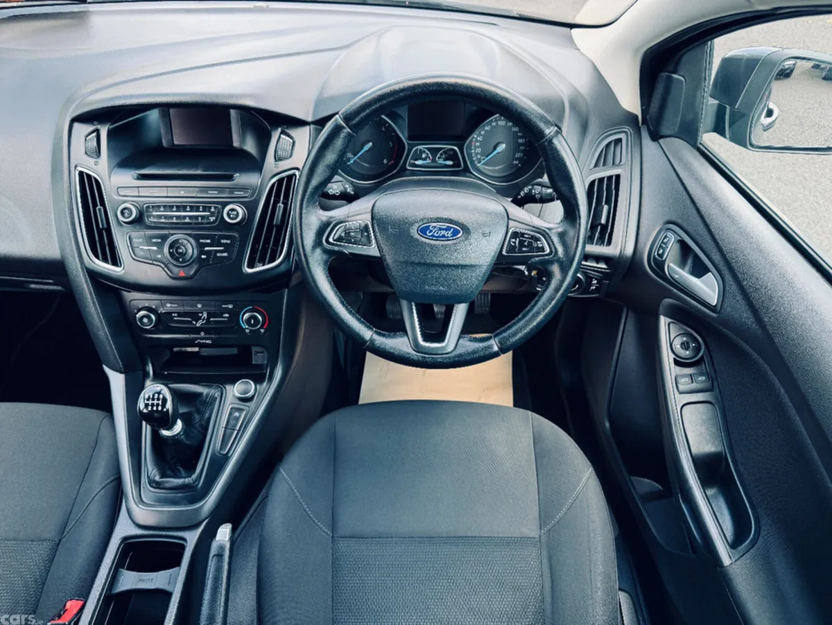 Ford Focus Hatchback, Diesel, 2017, Grey