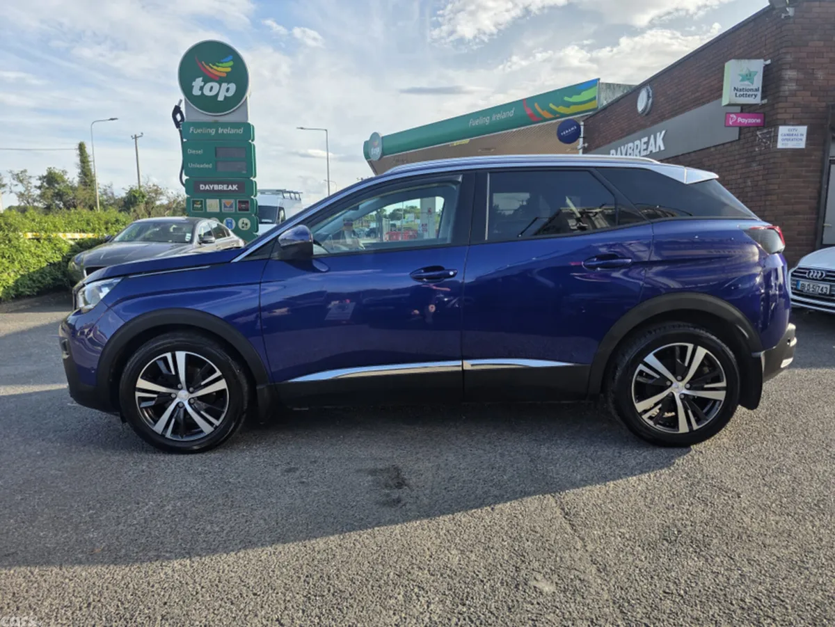 Peugeot 3008 MPV, Diesel, 2020, Blue