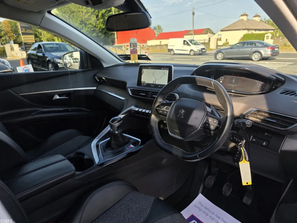 Peugeot 3008 MPV, Diesel, 2020, Blue