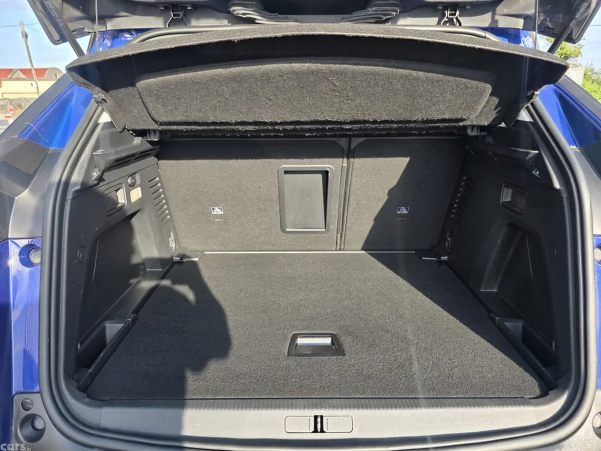 Peugeot 3008 MPV, Diesel, 2020, Blue