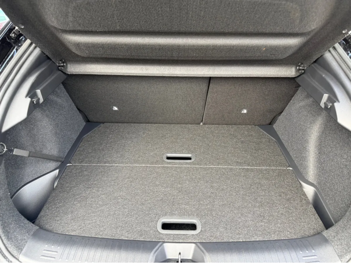 Nissan Leaf Hatchback, Electric, 2027, Blue